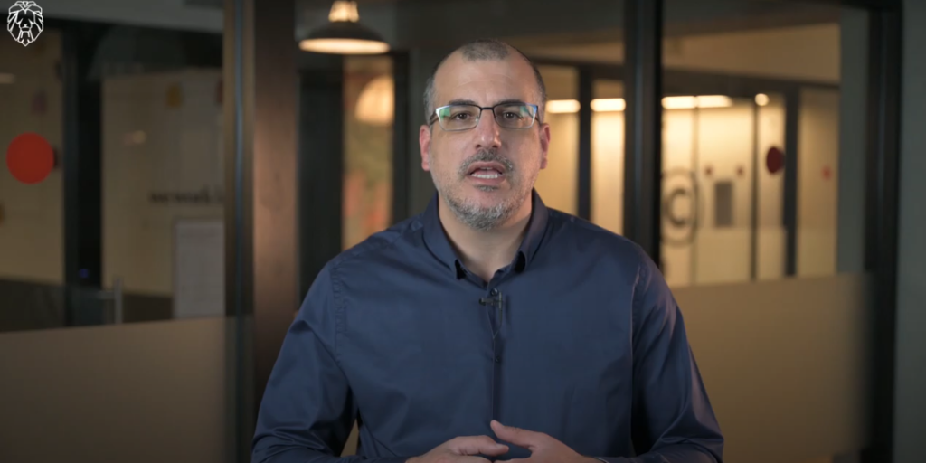 מי סופר את העסקים? סרטון 4